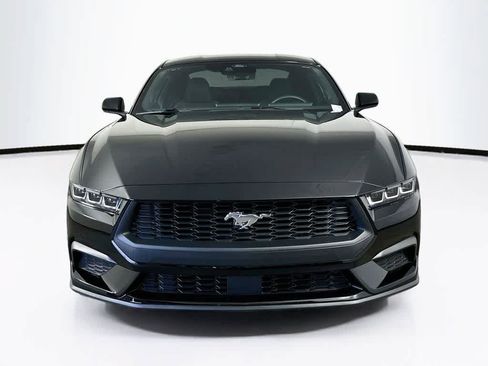 Certified 2024 Ford Mustang Coupe RWD image 6
