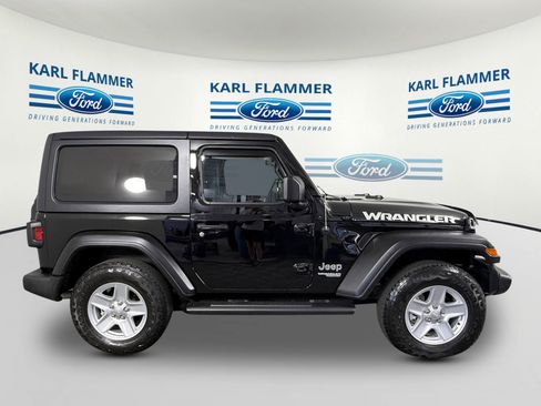 Used 2018 Jeep Wrangler Sport AWD/4WD image 2