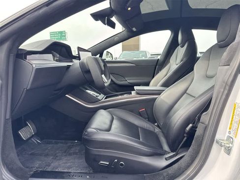 Used 2022 Tesla Model S image 26