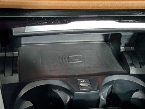 Certified 2023 BMW 430i xDrive Convertible w/ M Sport Package image 38