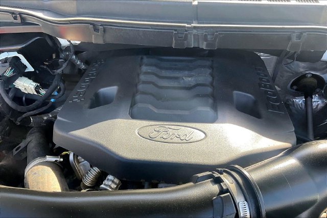 Certified 2021 Ford F150 XLT w/ FX4 Off-Road Package AWD/4WD image 33