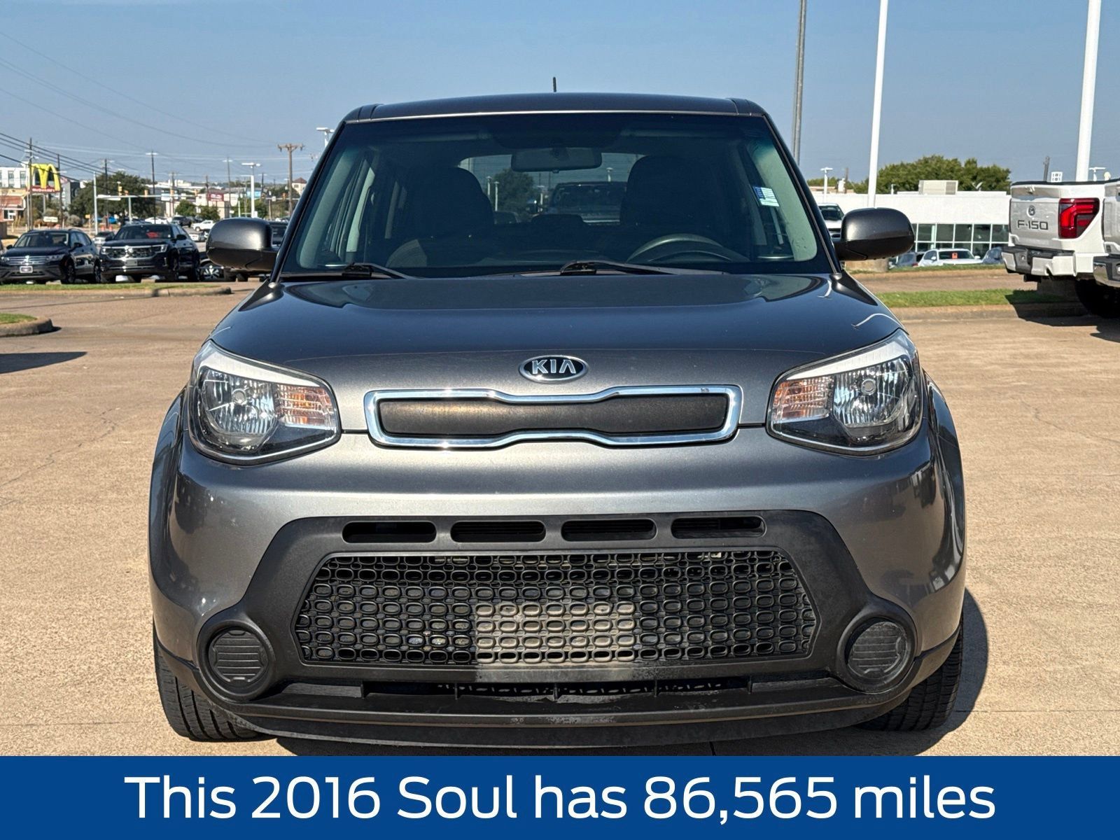 Used 2016 Kia Soul FWD image 2