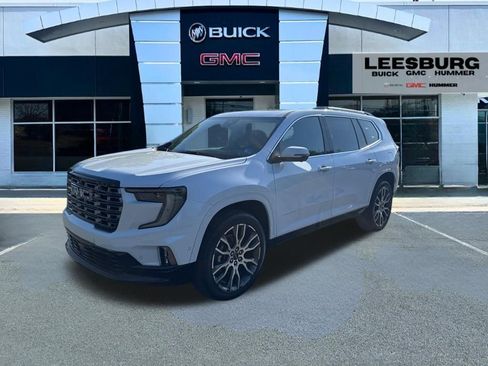 New 2026 GMC Acadia Denali Ultimate w/ LPO, Floor Liner Package AWD/4WD image 3