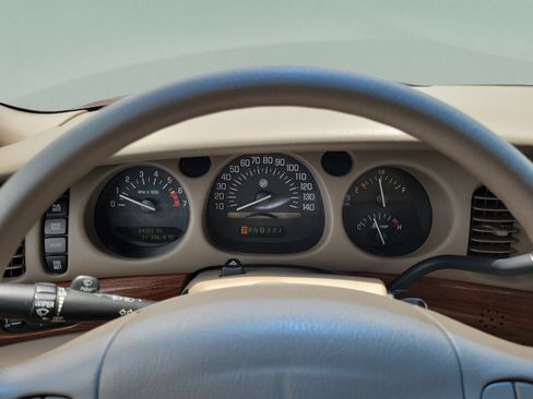Used 2003 Buick Le Sabre Custom w/ Best Seller Package FWD image 25