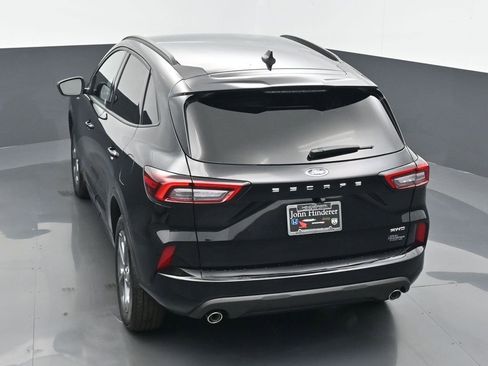 Used 2024 Ford Escape ST-Line image 18