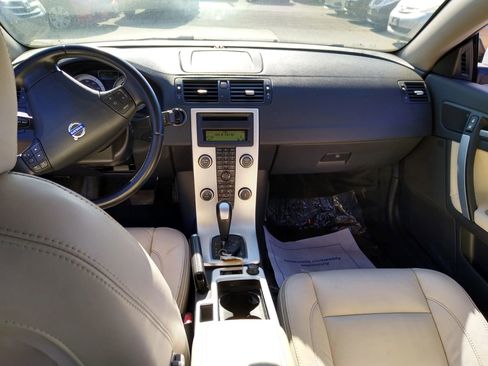 Used 2004 Volvo C70 HT image 17