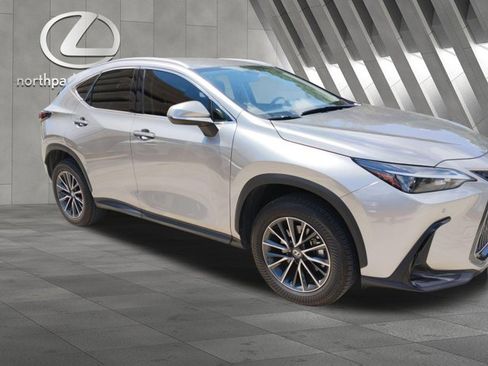 Certified 2025 Lexus NX 250 FWD w/ Accessory Package (2T) image 5