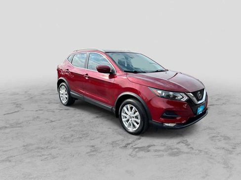 Used 2021 Nissan Rogue Sport SV AWD/4WD image 2