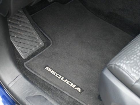 Used 2025 Toyota Sequoia SR5 image 29