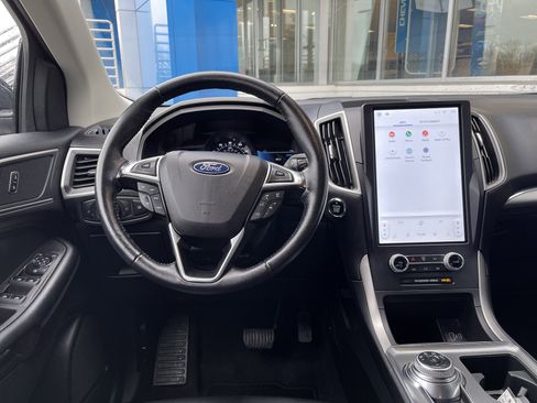 Used 2022 Ford Edge SEL image 18