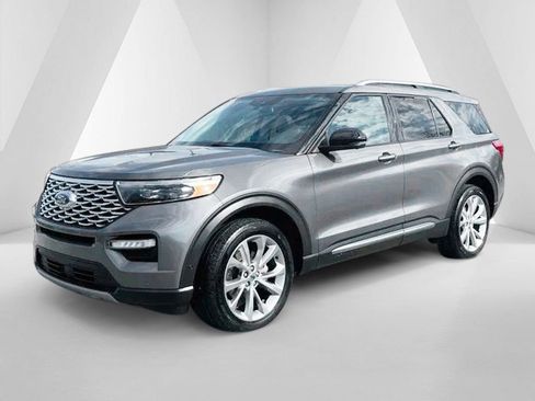 Used 2021 Ford Explorer Platinum w/ Equipment Group 601A AWD/4WD image 3