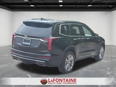 Used 2025 Cadillac XT6 Premium Luxury w/ LPO, Floor Liner Package AWD/4WD image 6