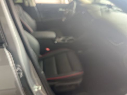 Used 2023 Buick Envision Essence w/ Technology Package I AWD/4WD image 5