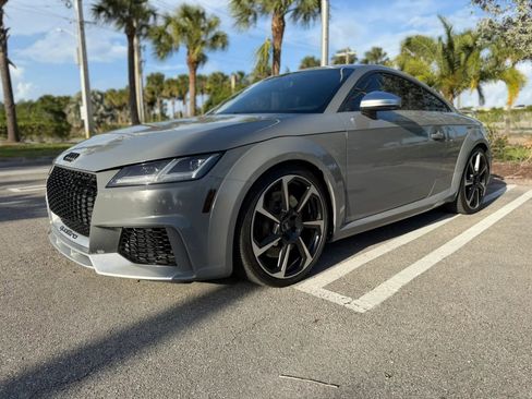 Used 2018 Audi TT RS image 3