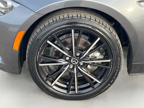 Used 2024 MAZDA MX-5 Miata RF Grand Touring image 32