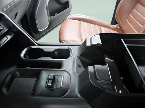 Used 2025 GMC Sierra 2500 Denali Ultimate image 21