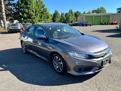 Used 2018 Honda Civic EX image 1