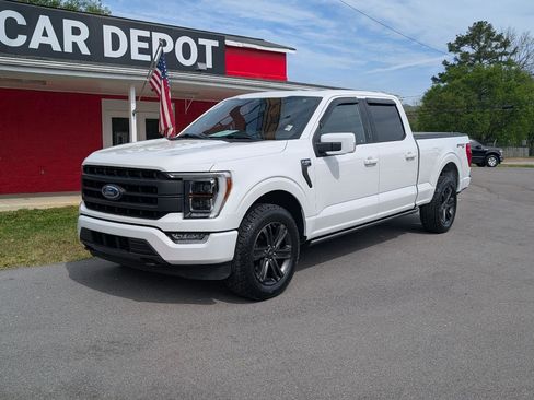 Used 2021 Ford F150 Lariat w/ Equipment Group 502A High AWD/4WD image 2