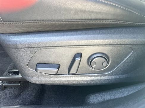 Certified 2025 Kia Sportage SX image 25