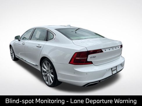 Used 2018 Volvo S90 T8 Inscription w/ Convenience Package AWD/4WD image 8