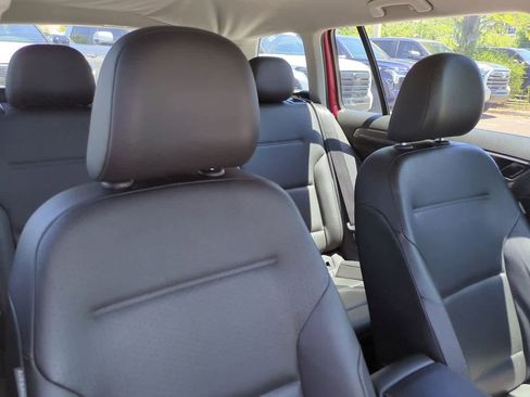 Used 2017 Volkswagen Golf Alltrack S AWD/4WD image 7