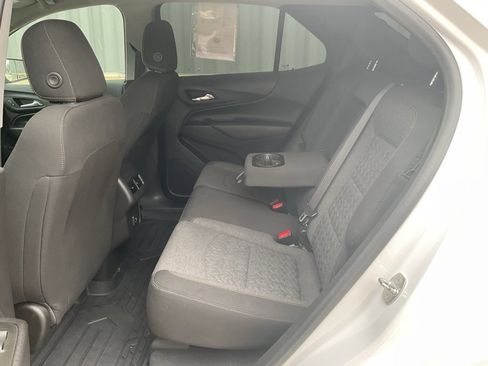 Used 2022 Chevrolet Equinox LT image 24