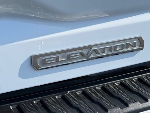 Used 2023 GMC Sierra 1500 Elevation AWD/4WD image 38