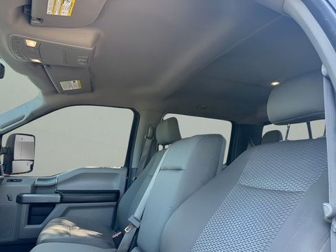 Used 2015 Ford F150 XLT w/ Equipment Group 302A Luxury AWD/4WD image 18