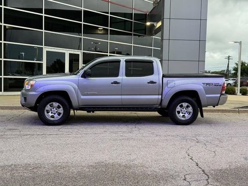 Used 2015 Toyota Tacoma 4x4 Double Cab w/ TRD Off-Road Package image 6