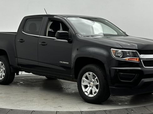 Used 2020 Chevrolet Colorado LT image 3