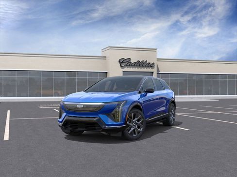 New 2026 Cadillac Optiq Luxury 1 image 8