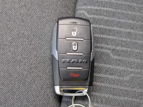 Used 2023 RAM 1500 Big Horn AWD/4WD image 28