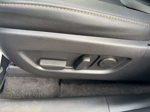 Used 2024 MAZDA CX-90 Plug-In Hybrid w/ Premium Pkg image 22