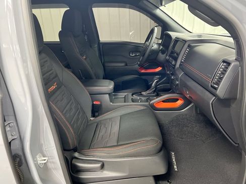 Used 2024 Nissan Frontier Pro-X RWD image 22