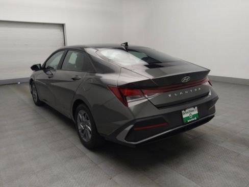 Used 2024 Hyundai Elantra SEL image 5