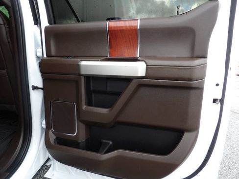 Used 2022 Ford F350 King Ranch w/ King Ranch Ultimate Package AWD/4WD image 33