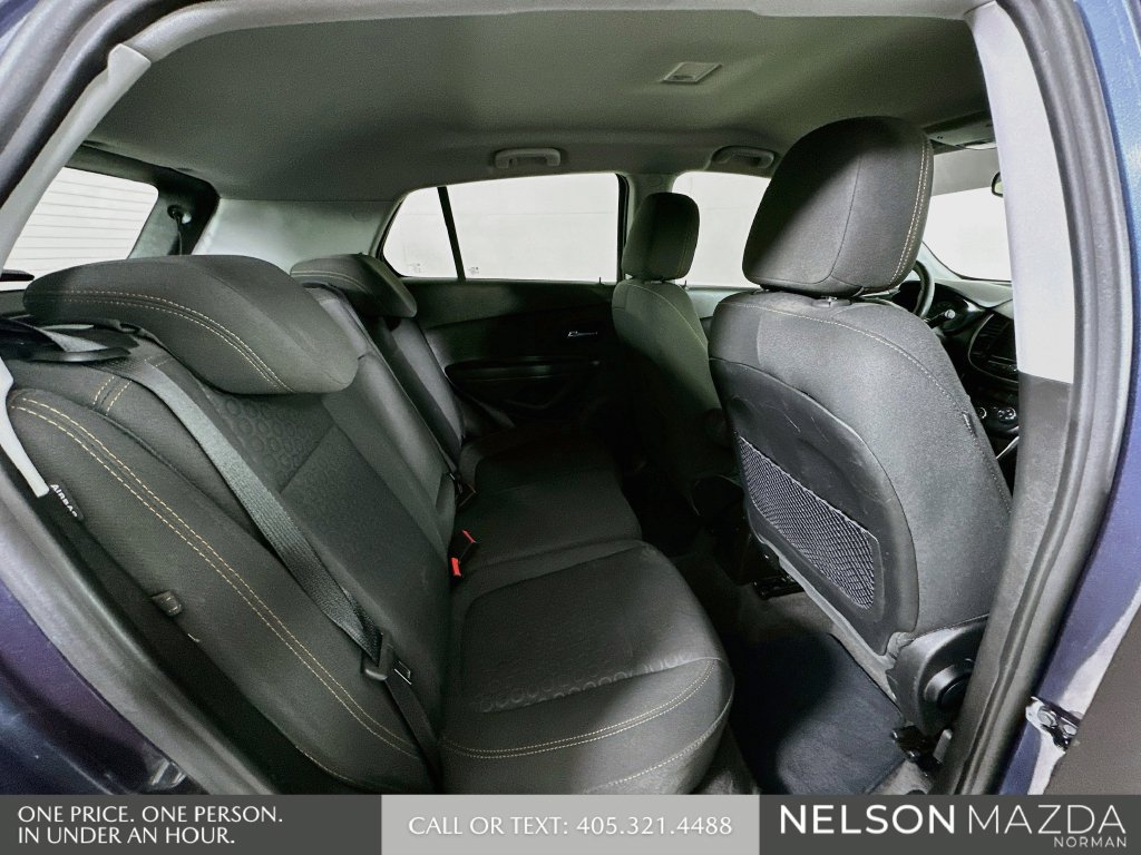 Used 2018 Chevrolet Trax LS w/ Fleet Convenience Package FWD image 25