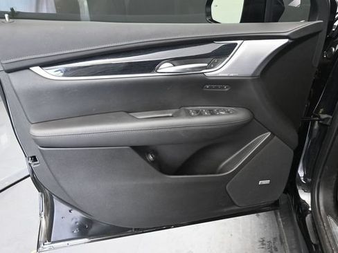 Used 2024 Cadillac XT5 Premium Luxury w/ Technology Package AWD/4WD image 16