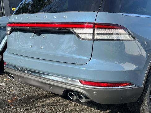 New 2026 Lincoln Aviator Reserve image 5