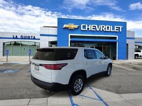 Used 2023 Chevrolet Traverse LS w/ Safety Package FWD image 8