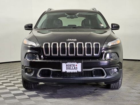 Used 2016 Jeep Cherokee Limited image 2