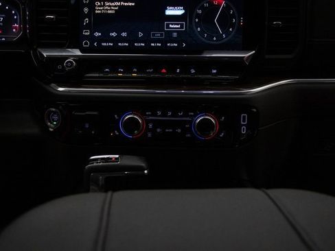 Used 2024 GMC Sierra 1500 Elevation w/ Preferred Package image 24