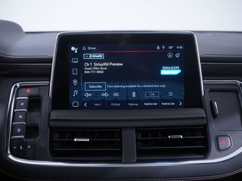 Used 2024 GMC Yukon AT4 w/ AT4 Premium Plus Package image 13