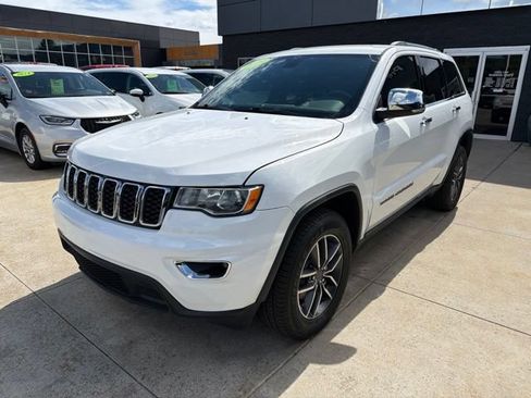Used 2019 Jeep Grand Cherokee Limited AWD/4WD image 3