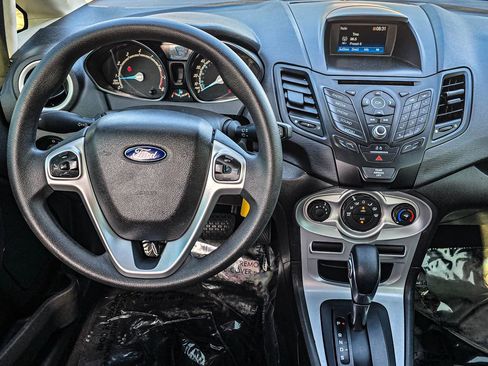 Used 2019 Ford Fiesta SE FWD image 32