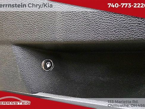 Used 2017 Dodge Charger R/T image 47