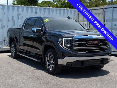 Used 2023 GMC Sierra 1500 SLT w/ SLT Premium Package