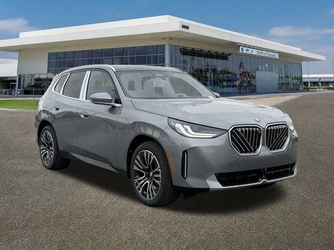 New 2026 BMW X3 xDrive30 w/ Premium Package image 2