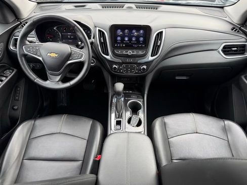 Used 2022 Chevrolet Equinox Premier image 18