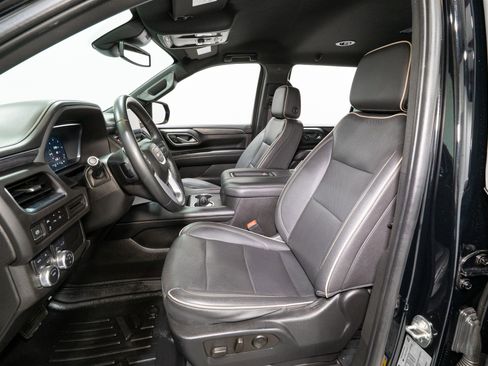 Used 2023 GMC Yukon SLT image 15